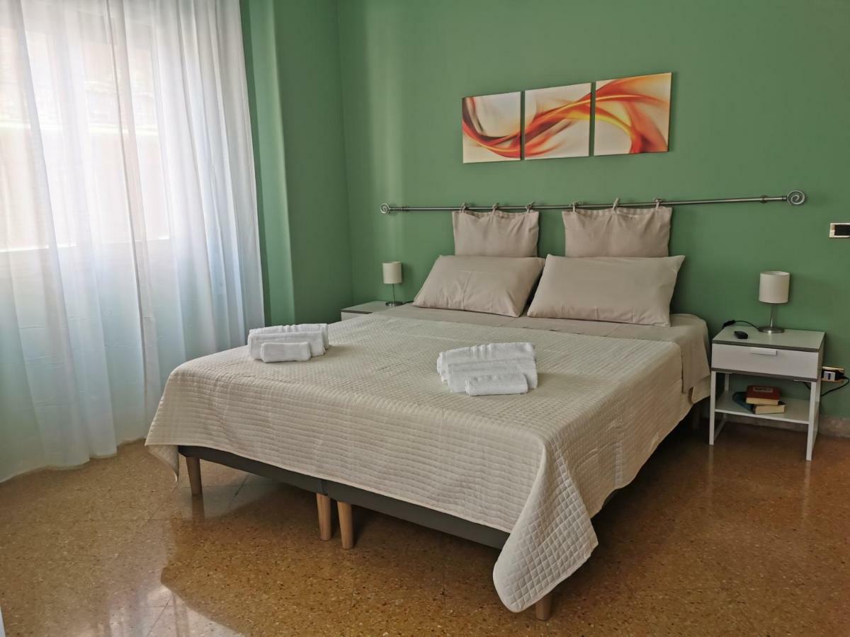 פלרמו Elera Holiday Apartment מראה חיצוני תמונה