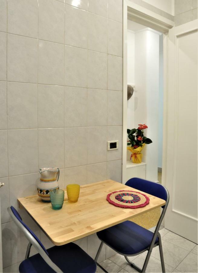 פלרמו Elera Holiday Apartment מראה חיצוני תמונה