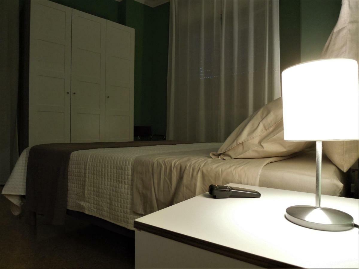 פלרמו Elera Holiday Apartment מראה חיצוני תמונה