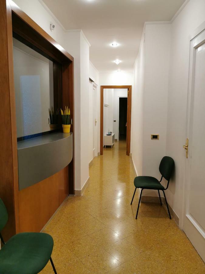 פלרמו Elera Holiday Apartment מראה חיצוני תמונה
