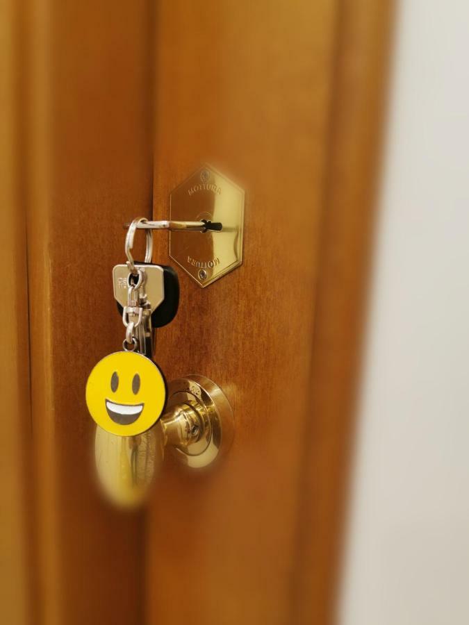 פלרמו Elera Holiday Apartment מראה חיצוני תמונה