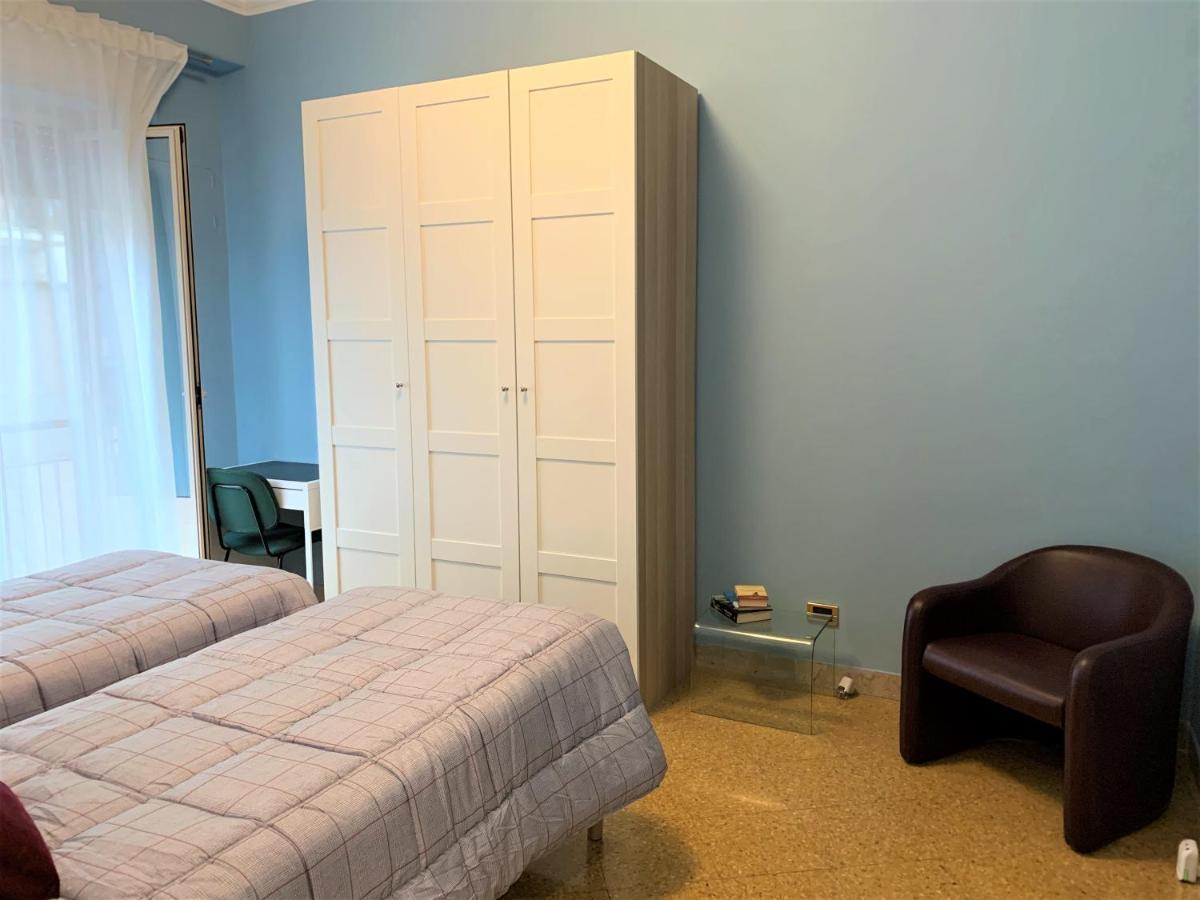 פלרמו Elera Holiday Apartment מראה חיצוני תמונה